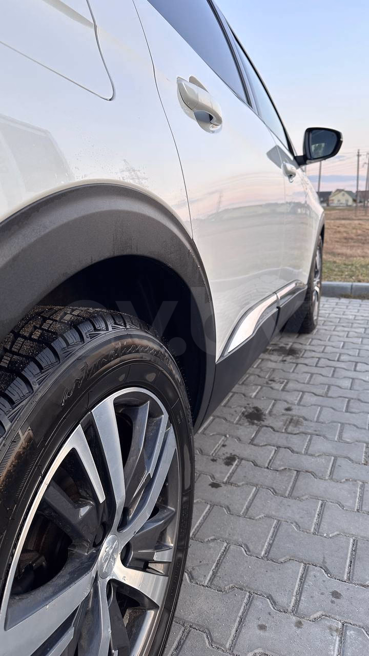 Peugeot 5008 фото 5