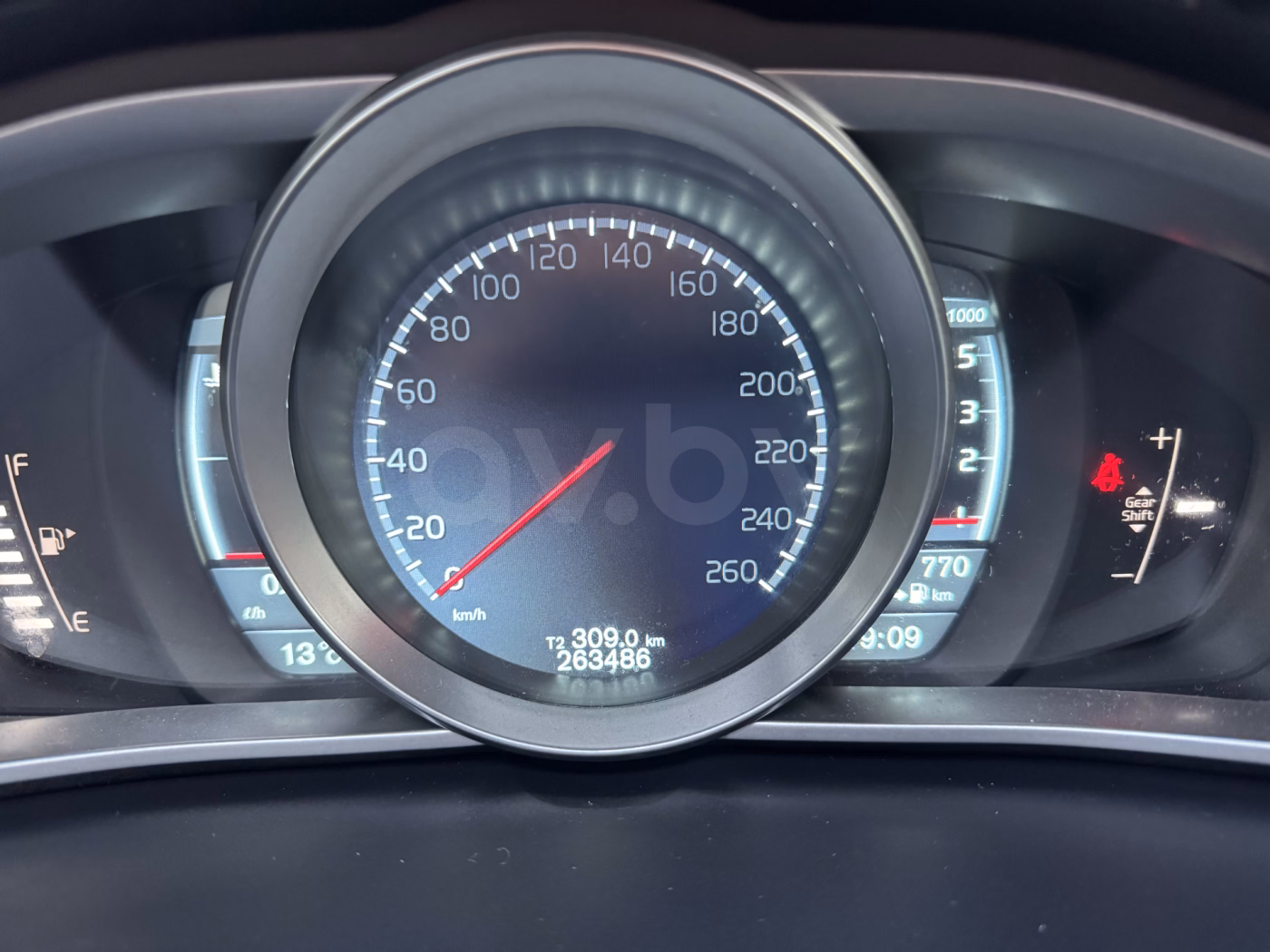 Volvo V40 фото 14