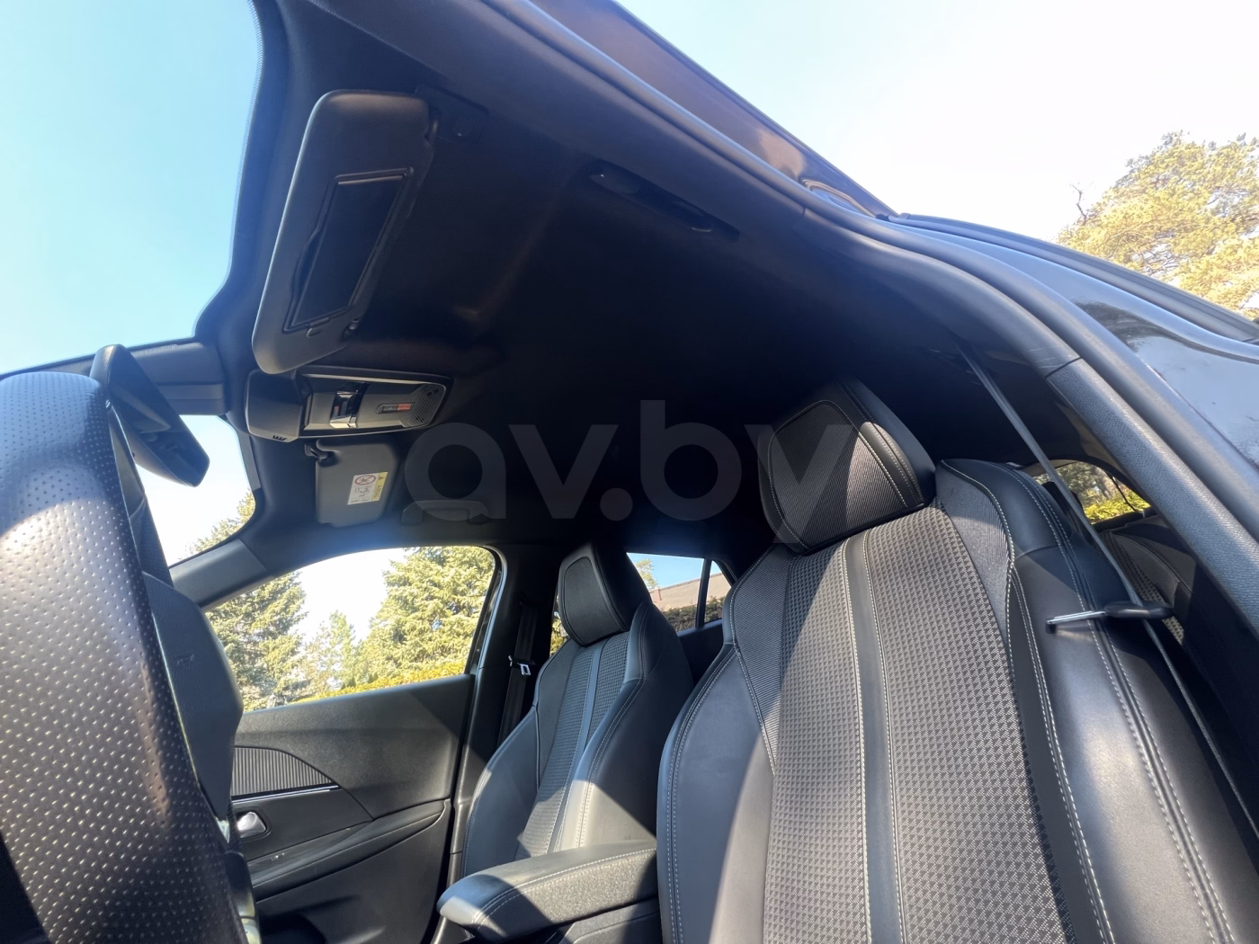 Peugeot 2008 фото 28