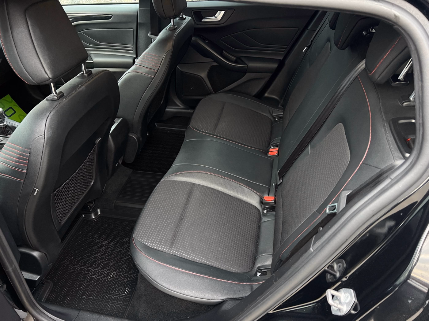 Ford Focus фото 22