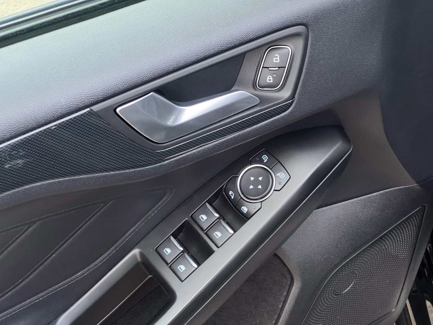 Ford Focus фото 7