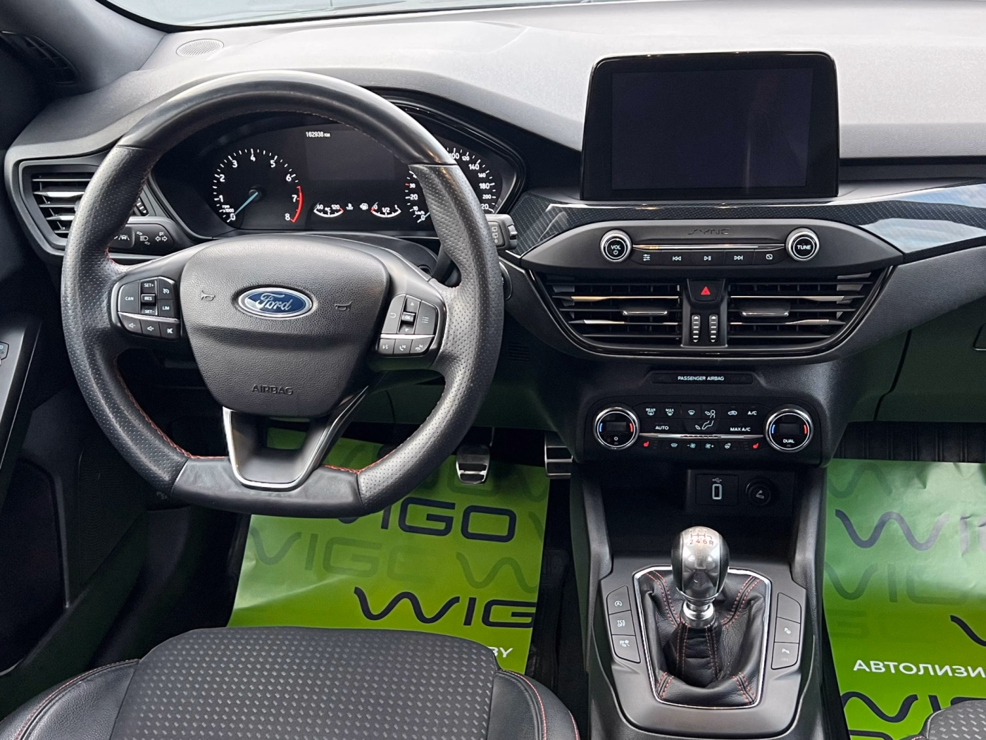 Ford Focus фото 12