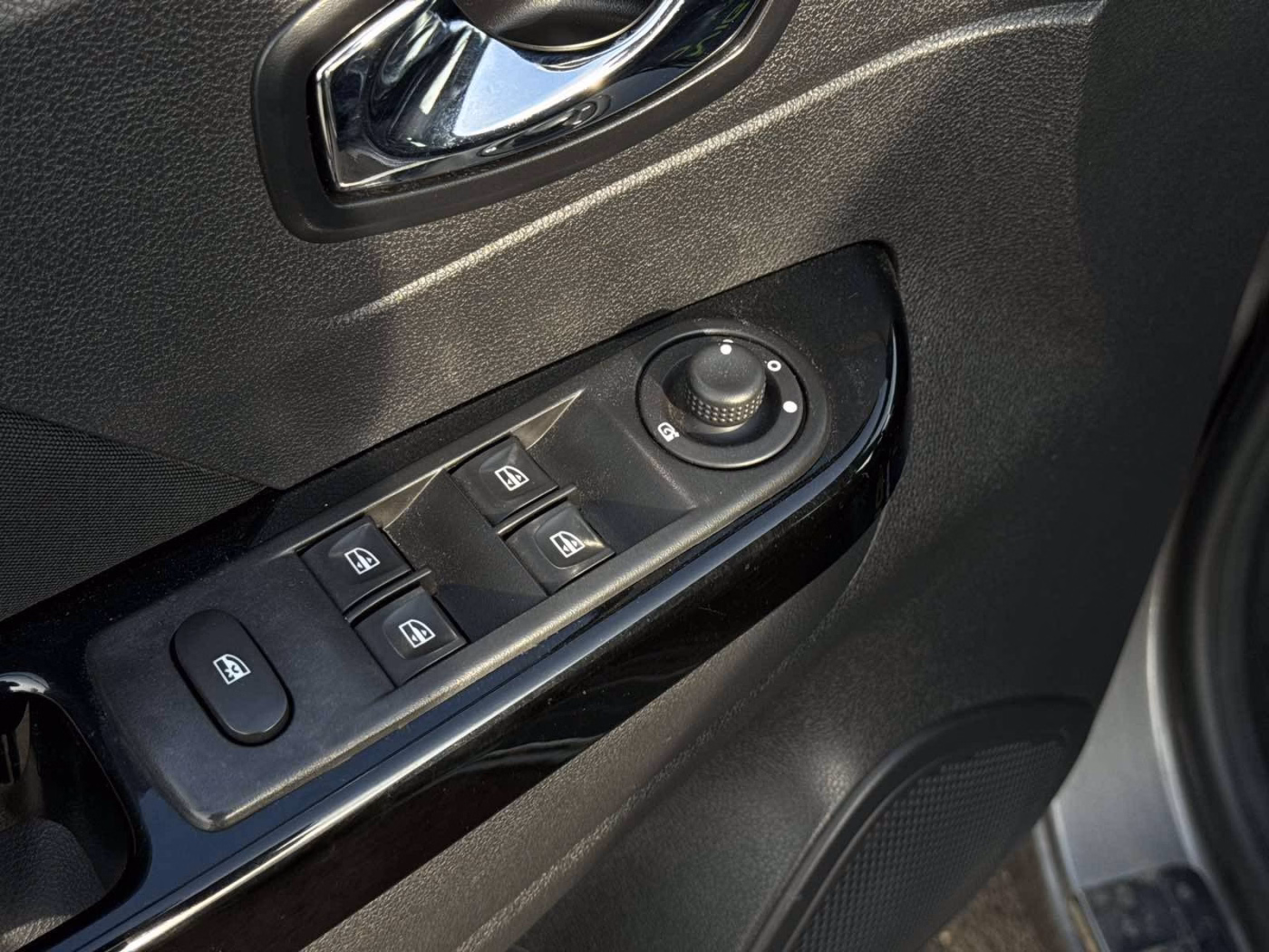 Renault Kaptur фото 24