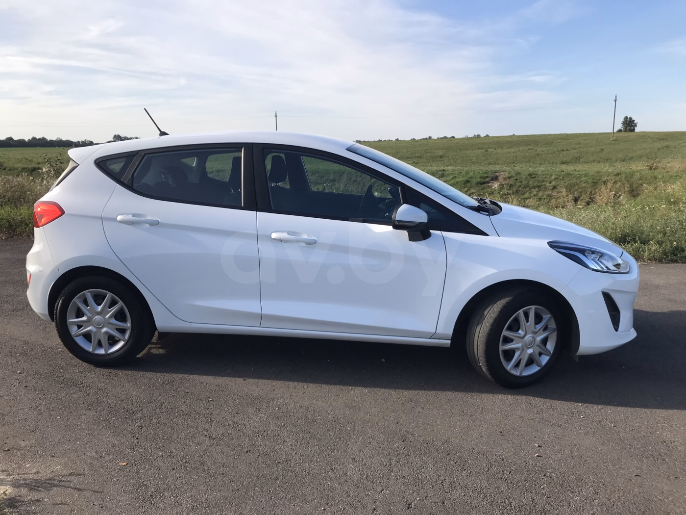 Ford Fiesta фото 3