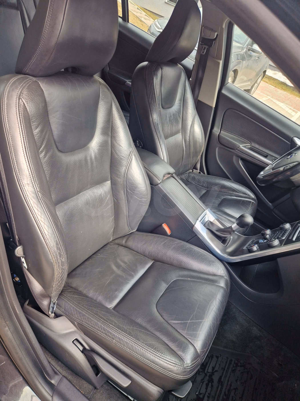 Volvo V60 фото 11