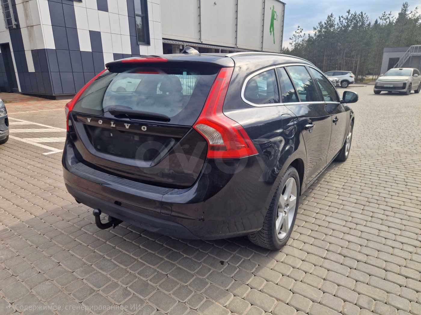 Volvo V60 фото 7