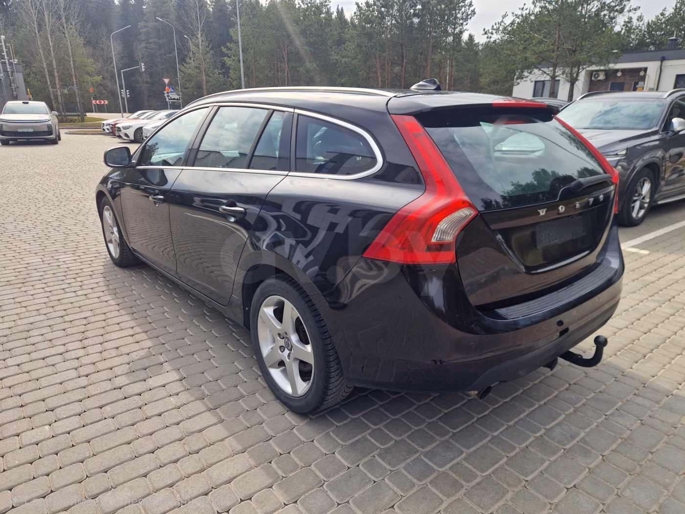 Volvo V60 фото 5