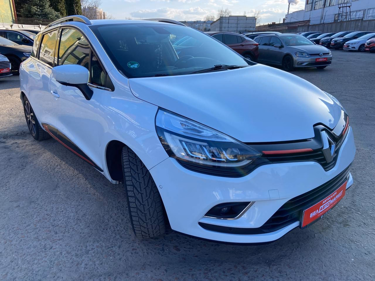 Renault Clio фото 3