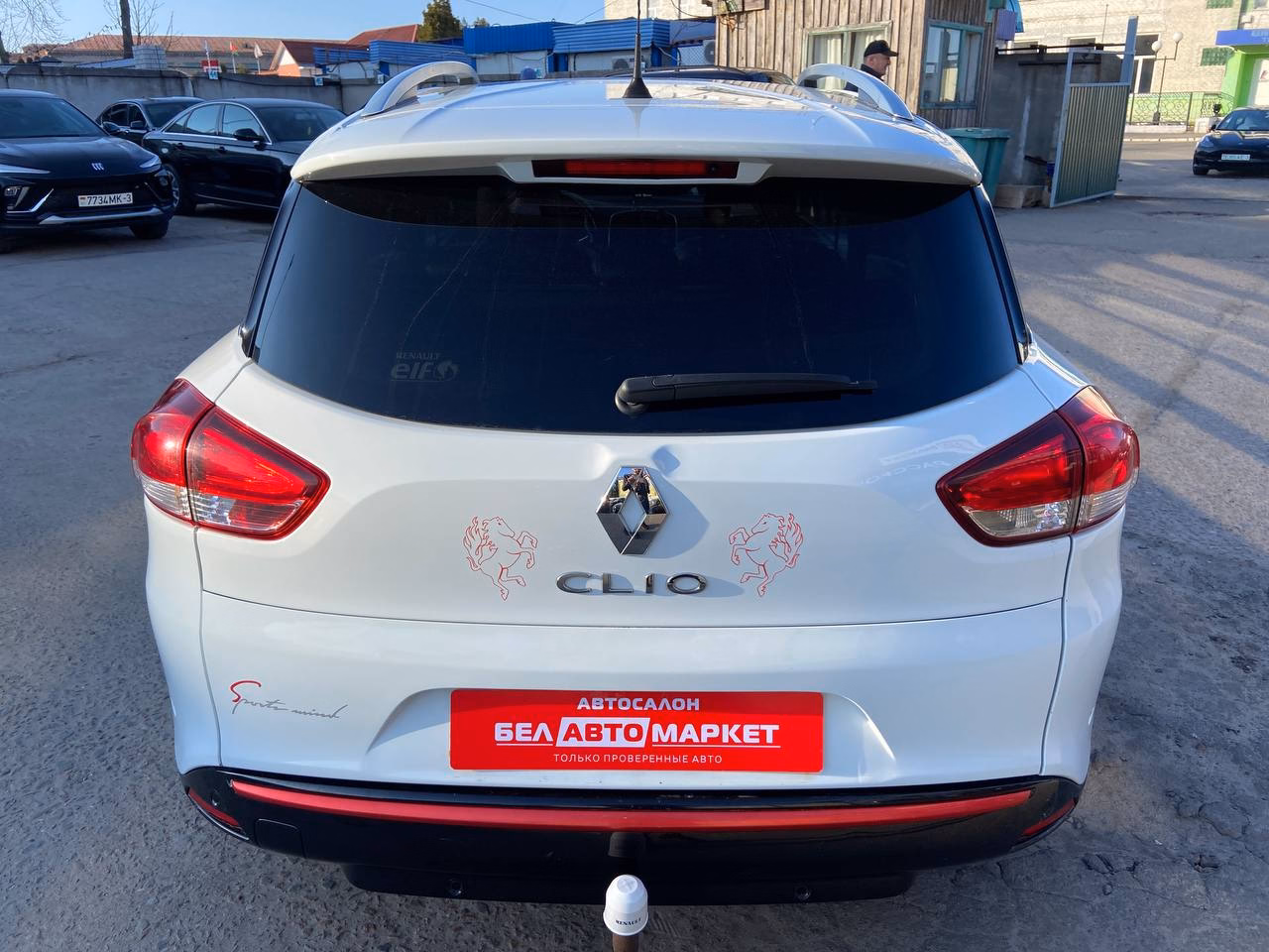 Renault Clio фото 6