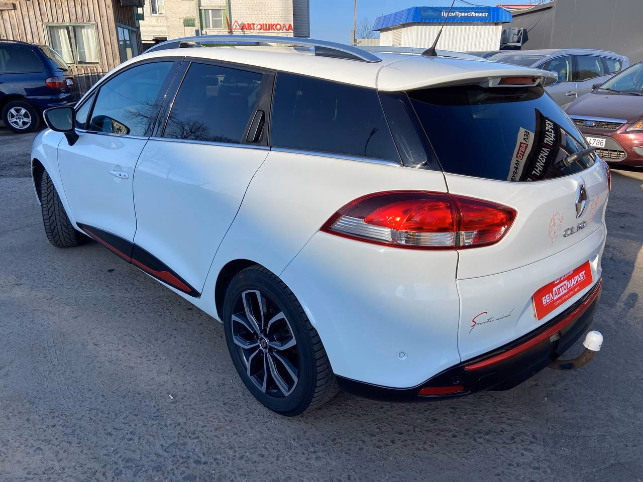 Renault Clio фото 7