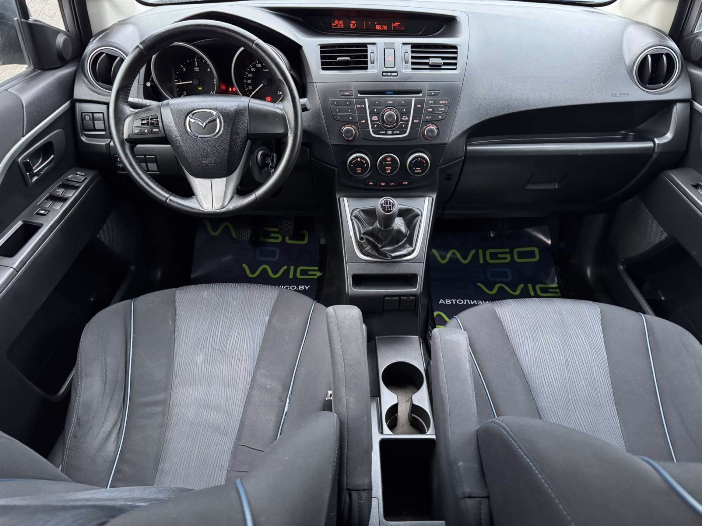 Mazda 5 фото 11