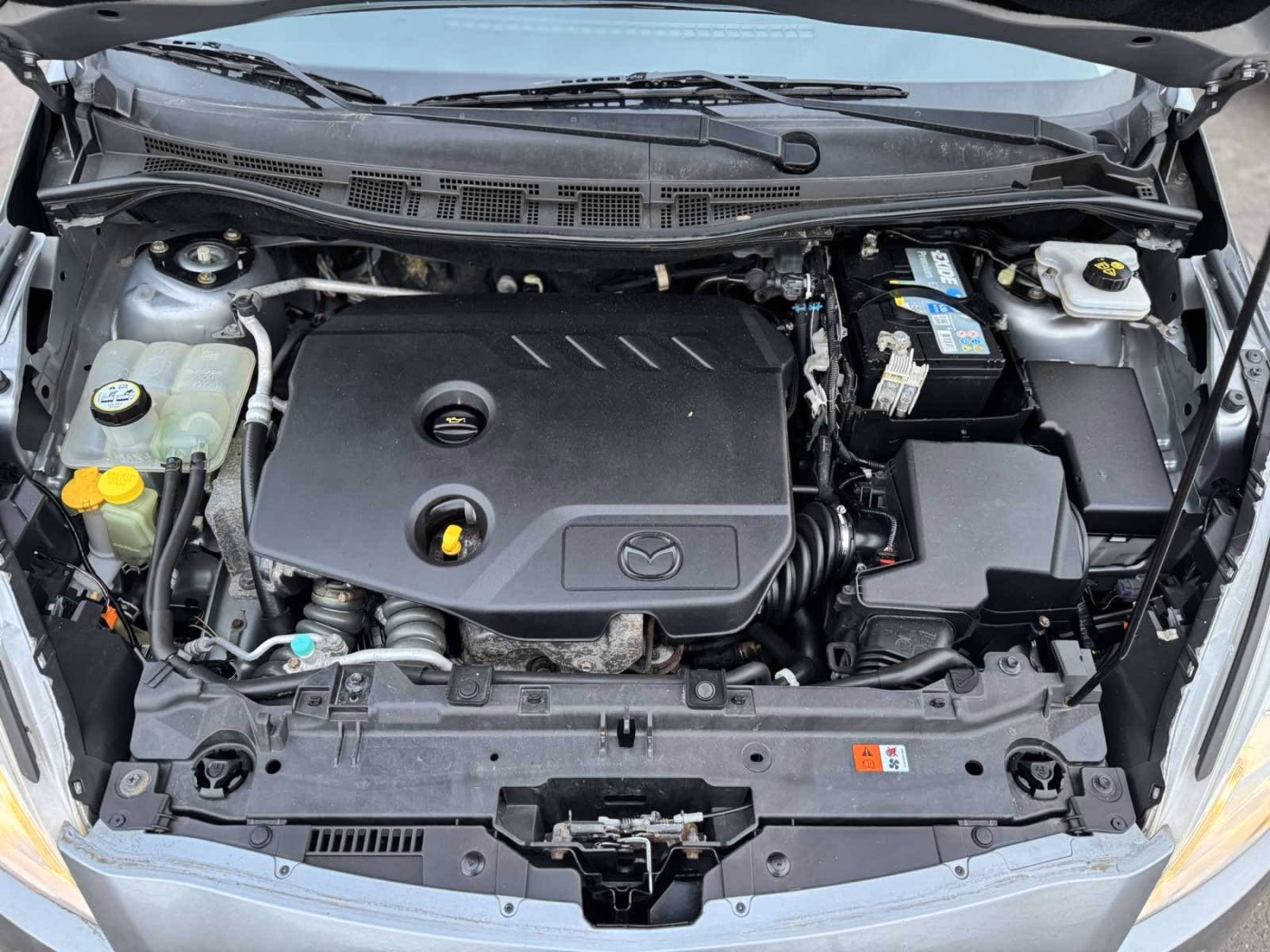 Mazda 5 фото 25