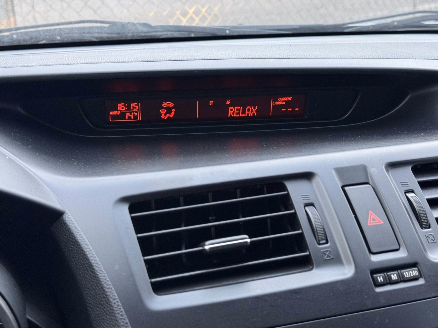 Mazda 5 фото 21