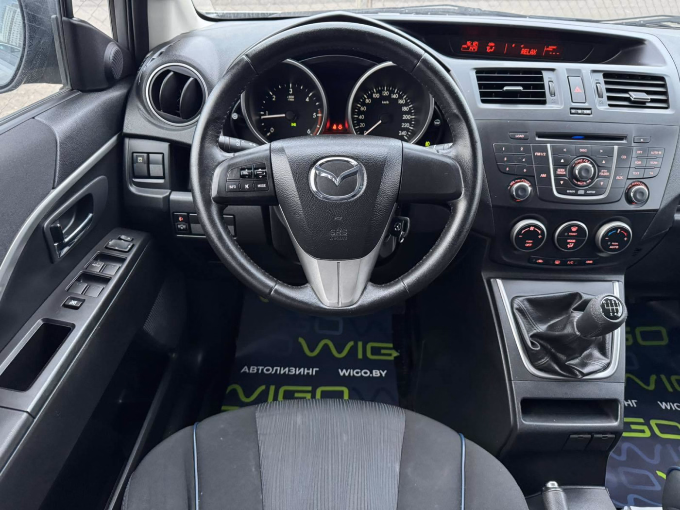 Mazda 5 фото 13