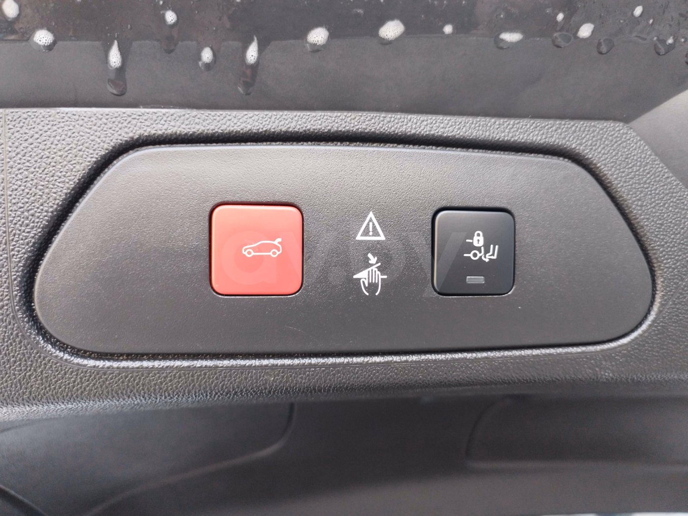 Opel Grandland X фото 27