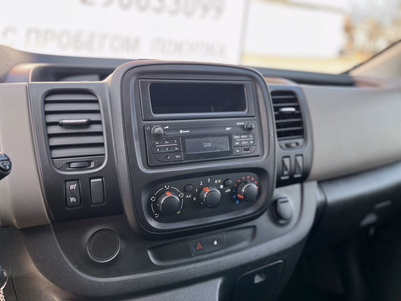 Renault Trafic фото 17