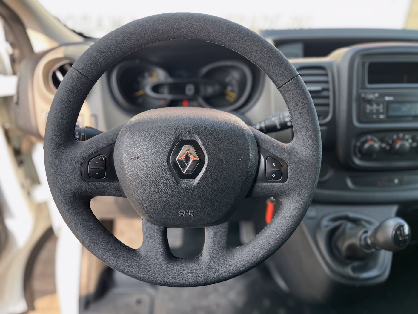 Renault Trafic фото 15