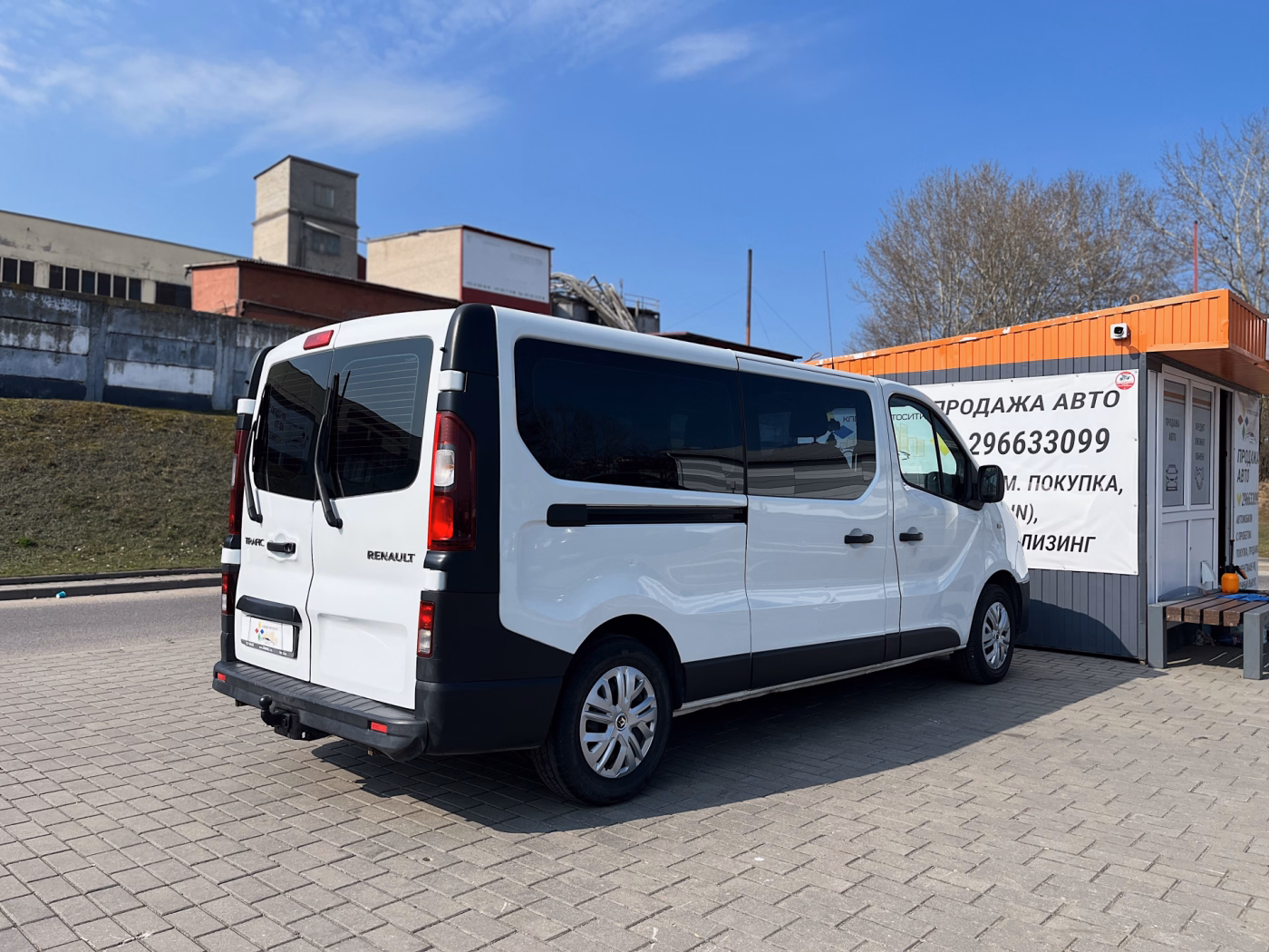 Renault Trafic фото 7