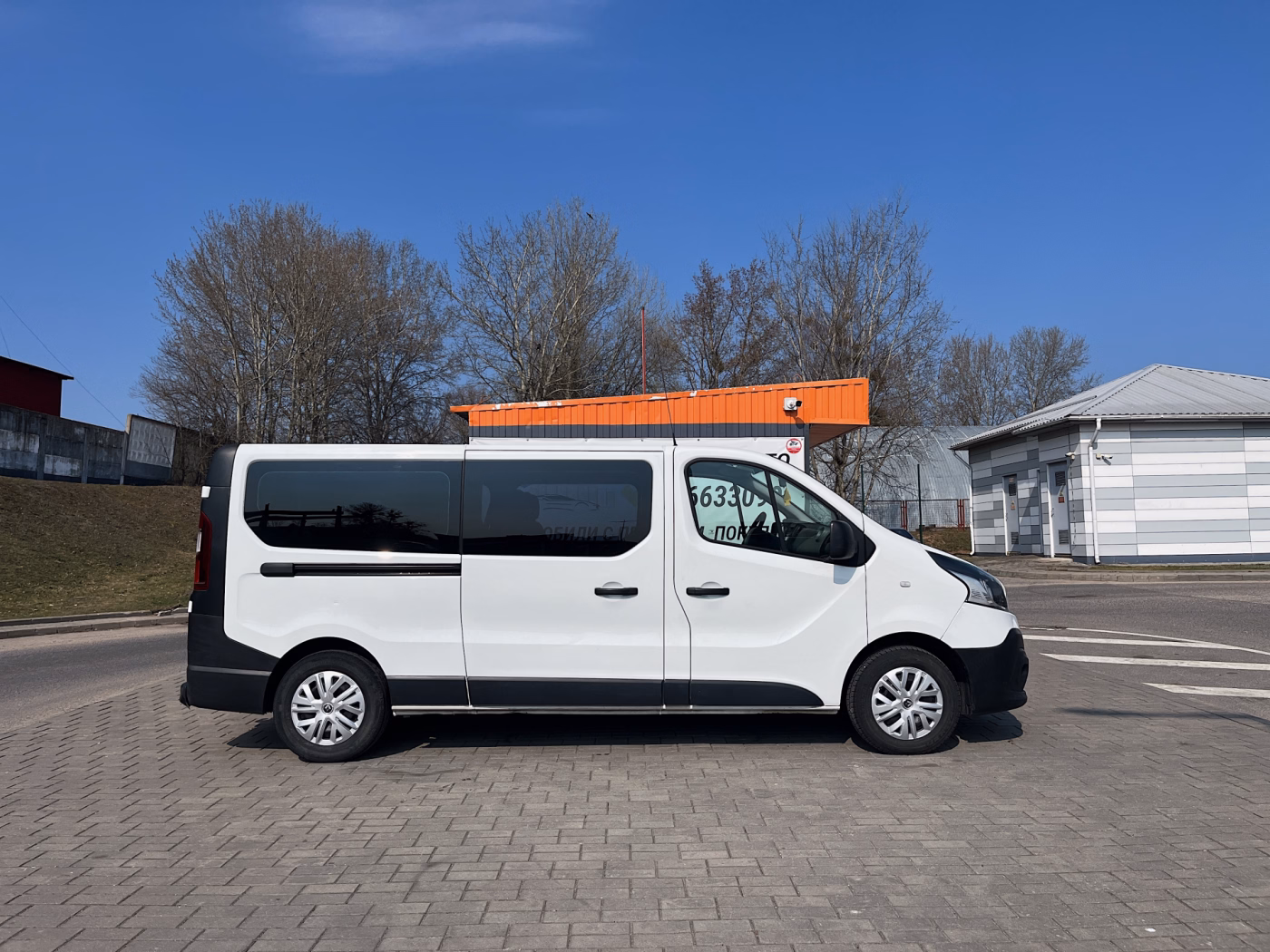 Renault Trafic фото 8
