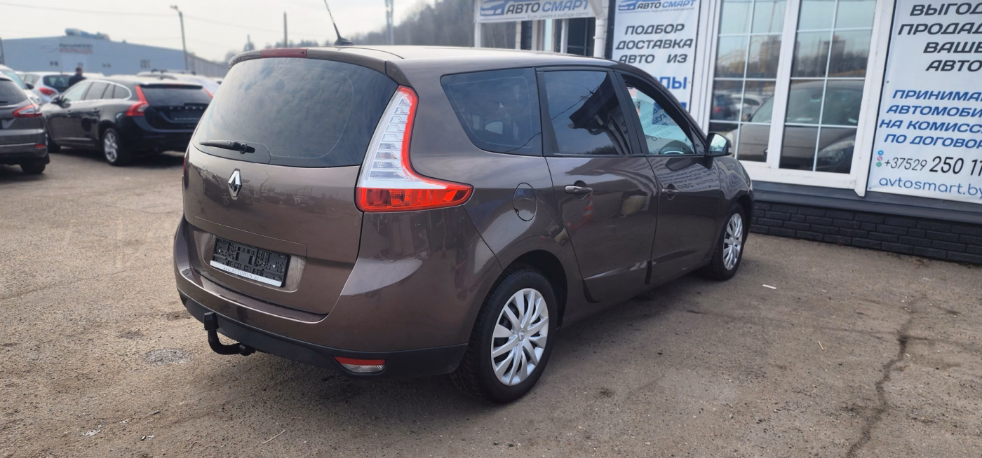 Renault Grand Scenic фото 17