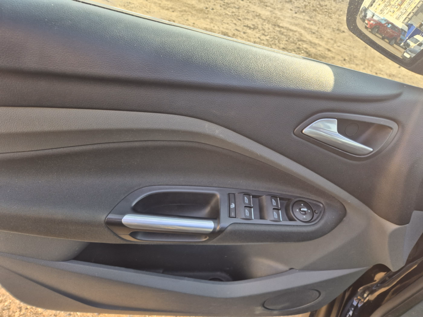 Ford C-MAX фото 9