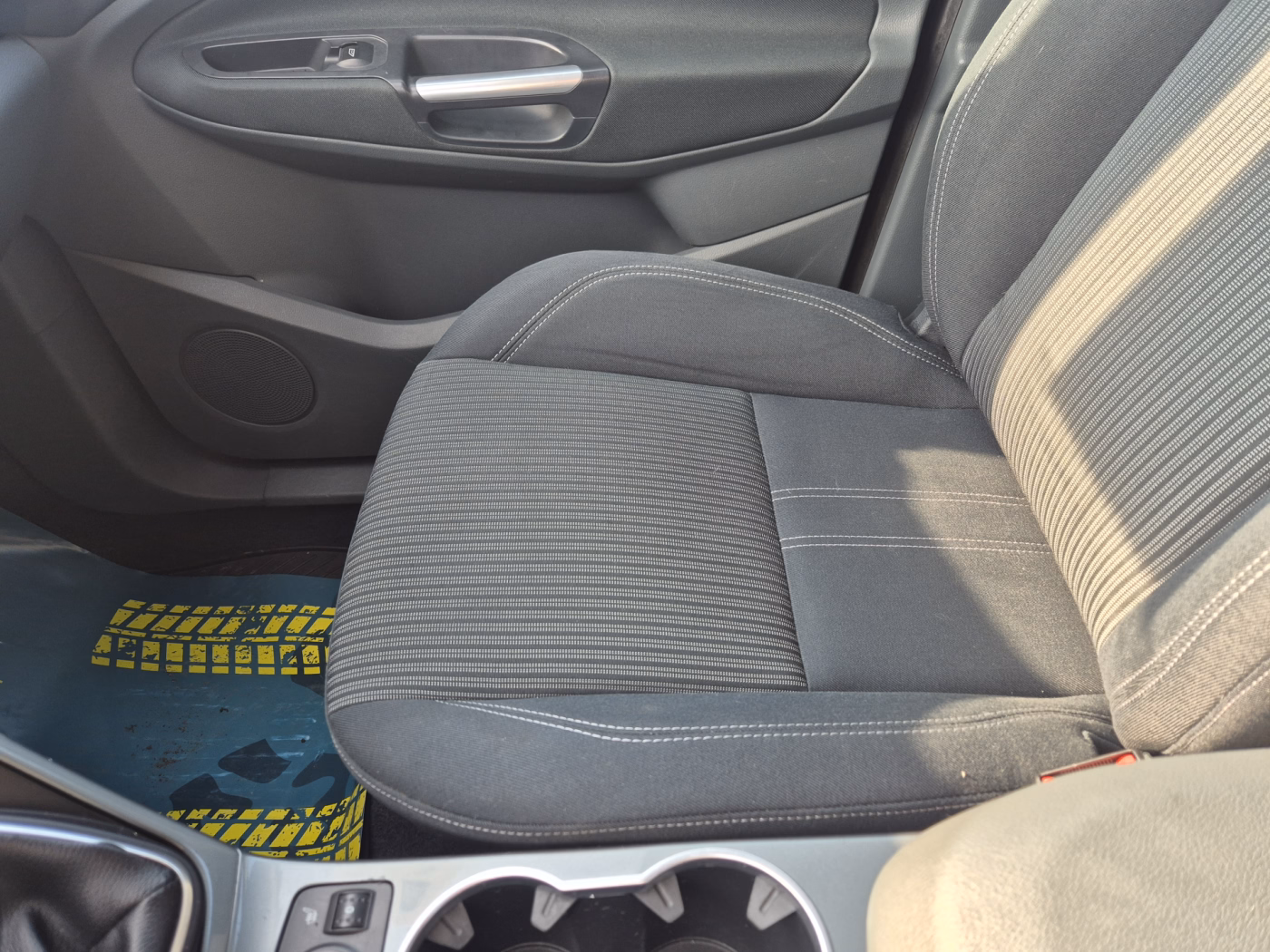 Ford C-MAX фото 12