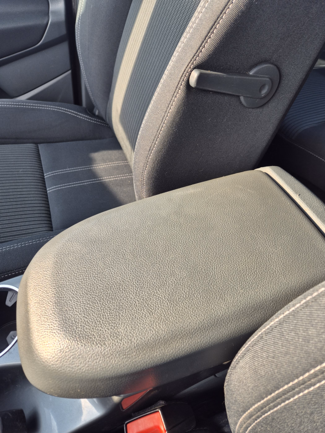 Ford C-MAX фото 11