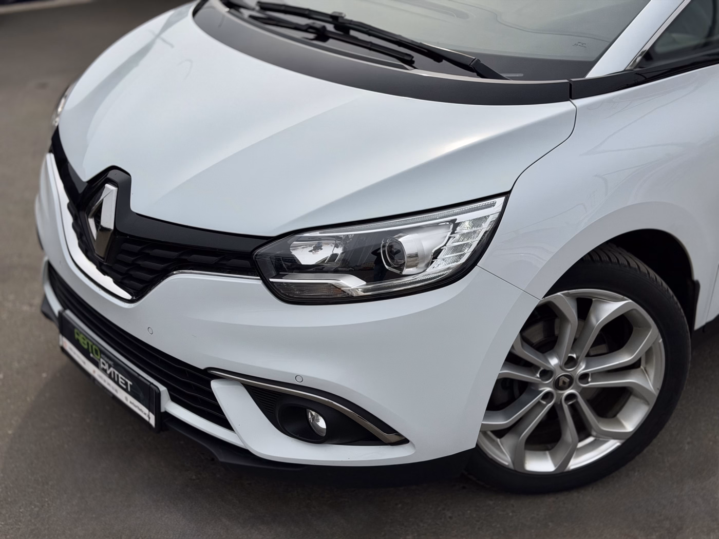 Renault Grand Scenic фото 3