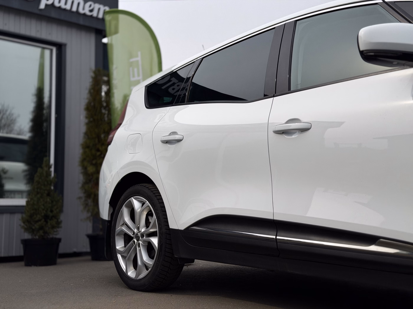 Renault Grand Scenic фото 13