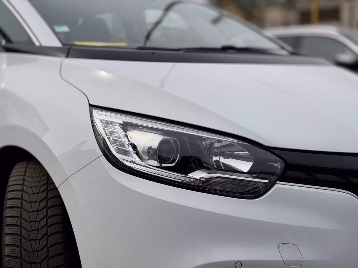 Renault Grand Scenic фото 11