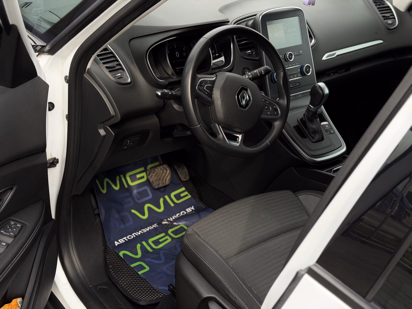 Renault Grand Scenic фото 14