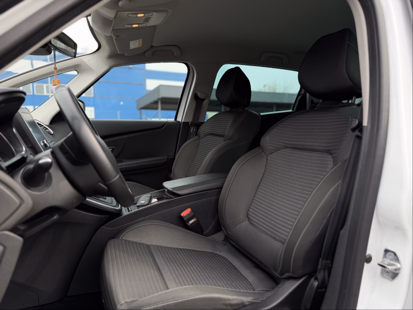 Renault Grand Scenic фото 16