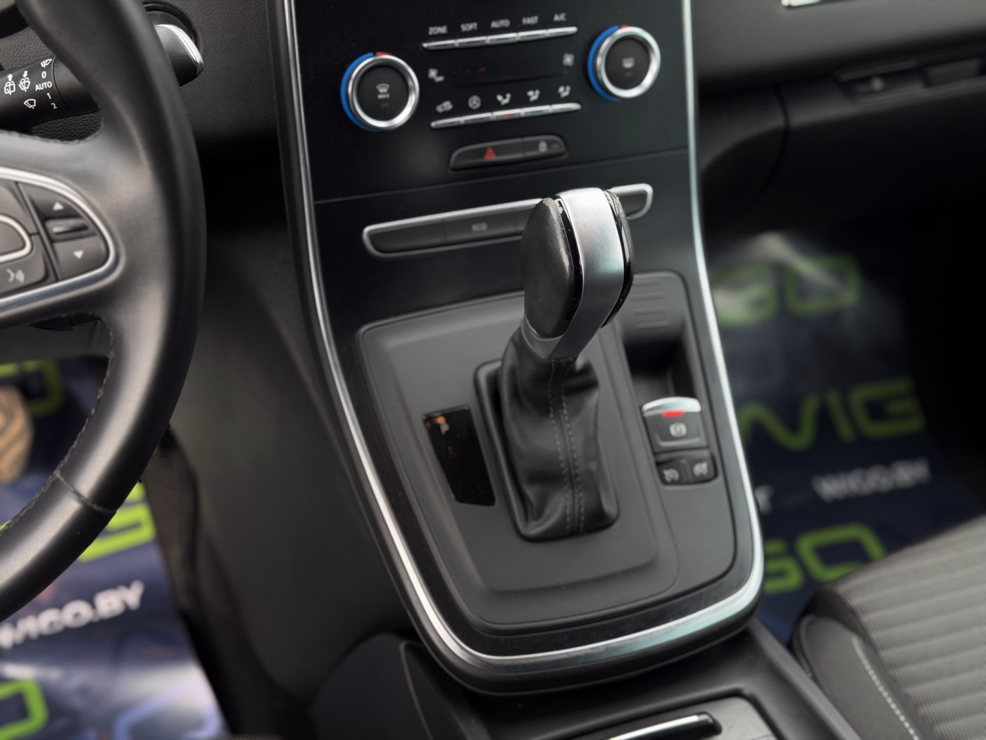 Renault Grand Scenic фото 20