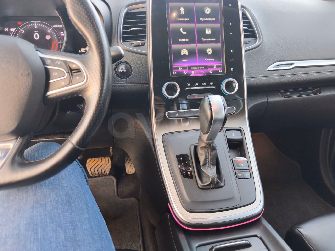 Renault Grand Scenic фото 13