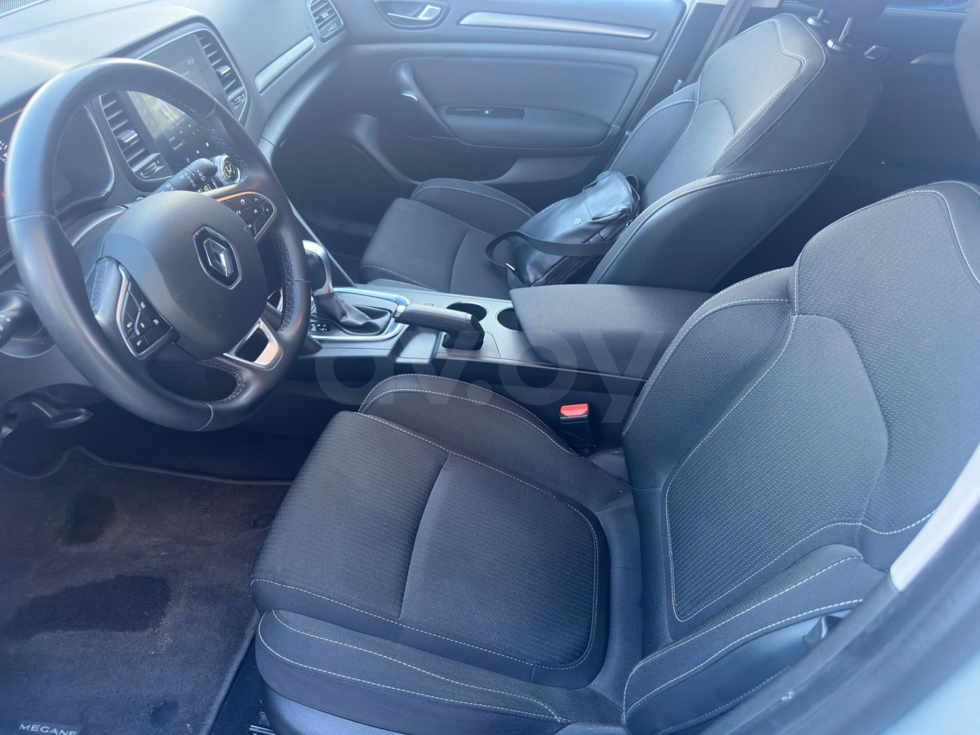 Renault Megane фото 11