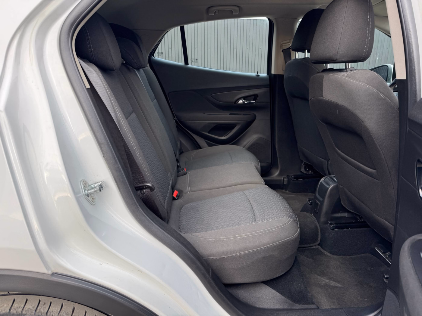 Opel Mokka фото 10