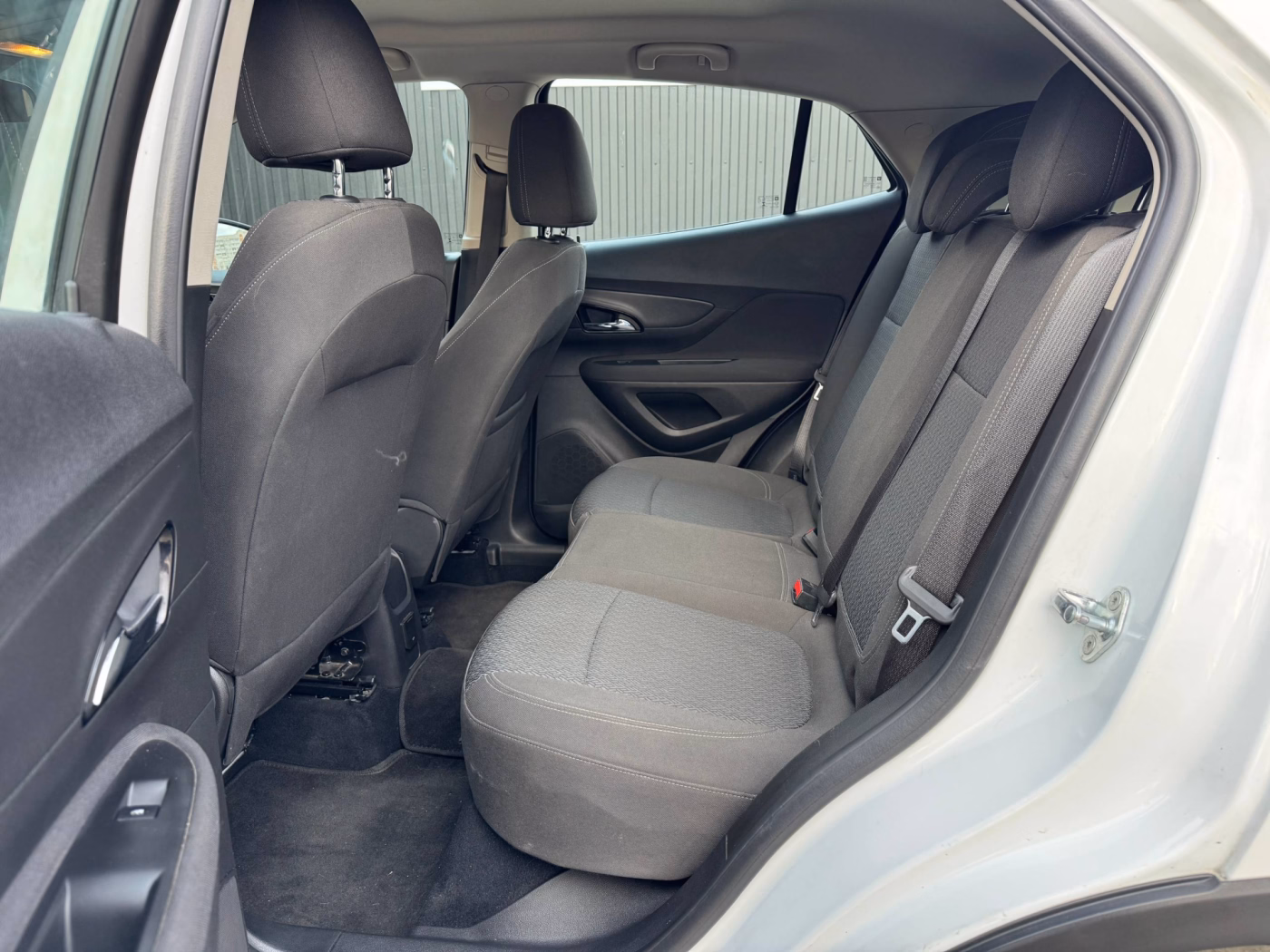 Opel Mokka фото 9