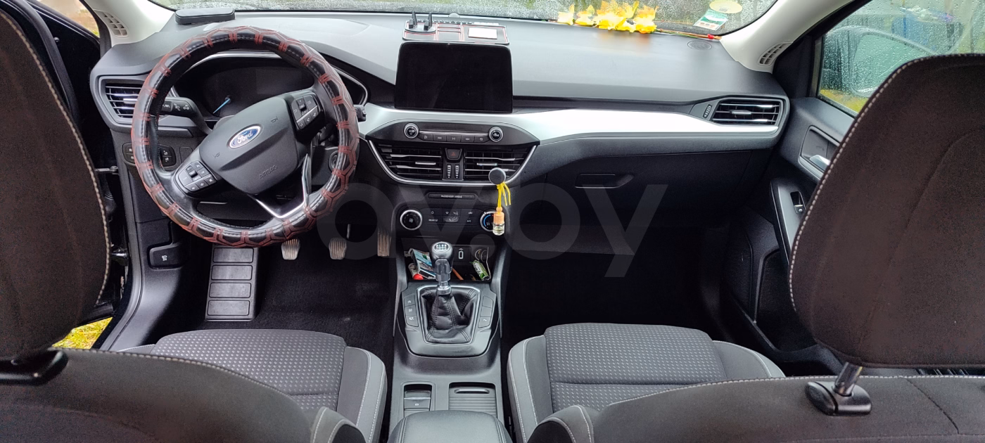 Ford Focus фото 12