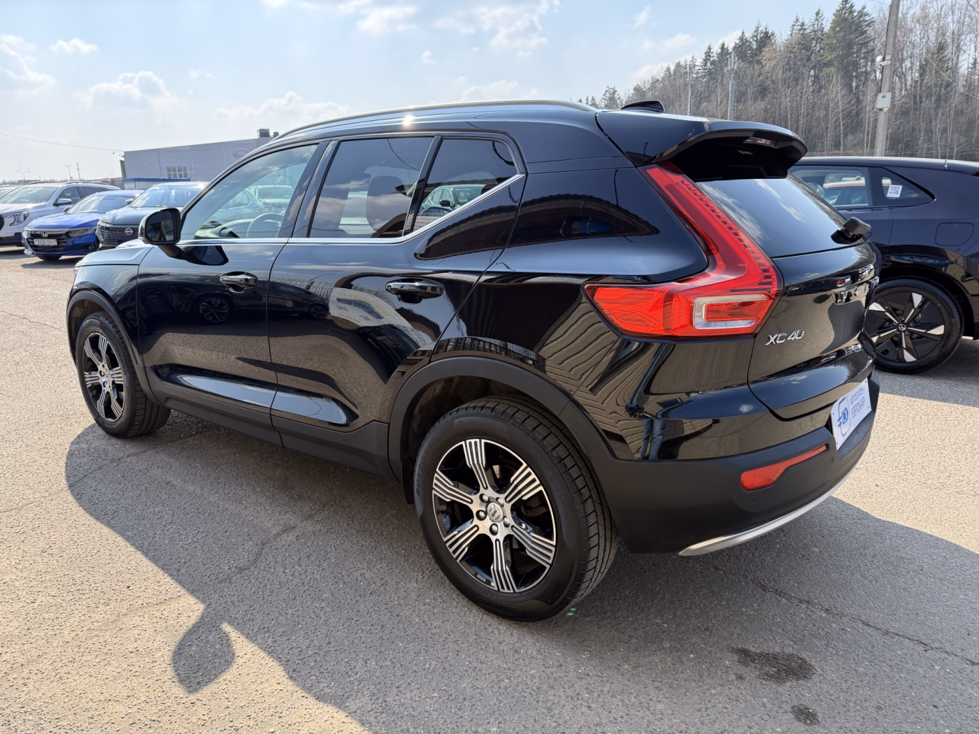 Volvo XC40 фото 7