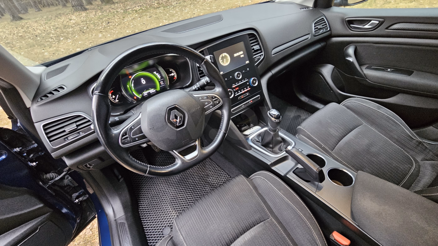 Renault Megane фото 13