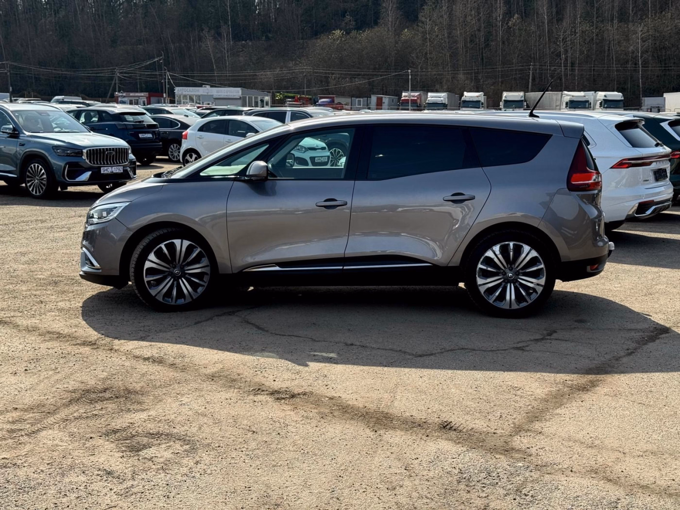Renault Grand Scenic фото 4