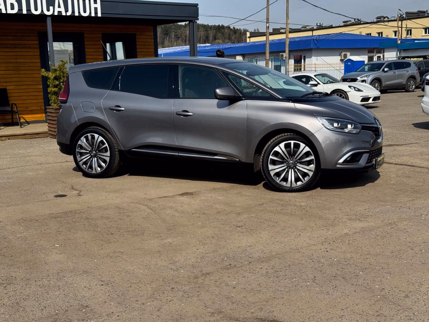 Renault Grand Scenic фото 3