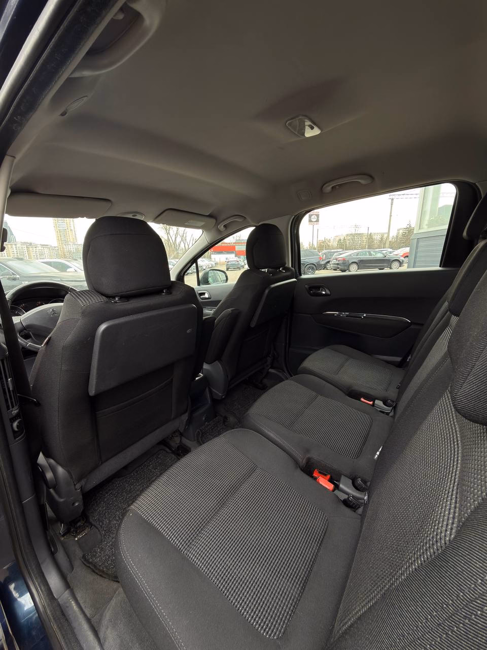 Peugeot 5008 фото 17