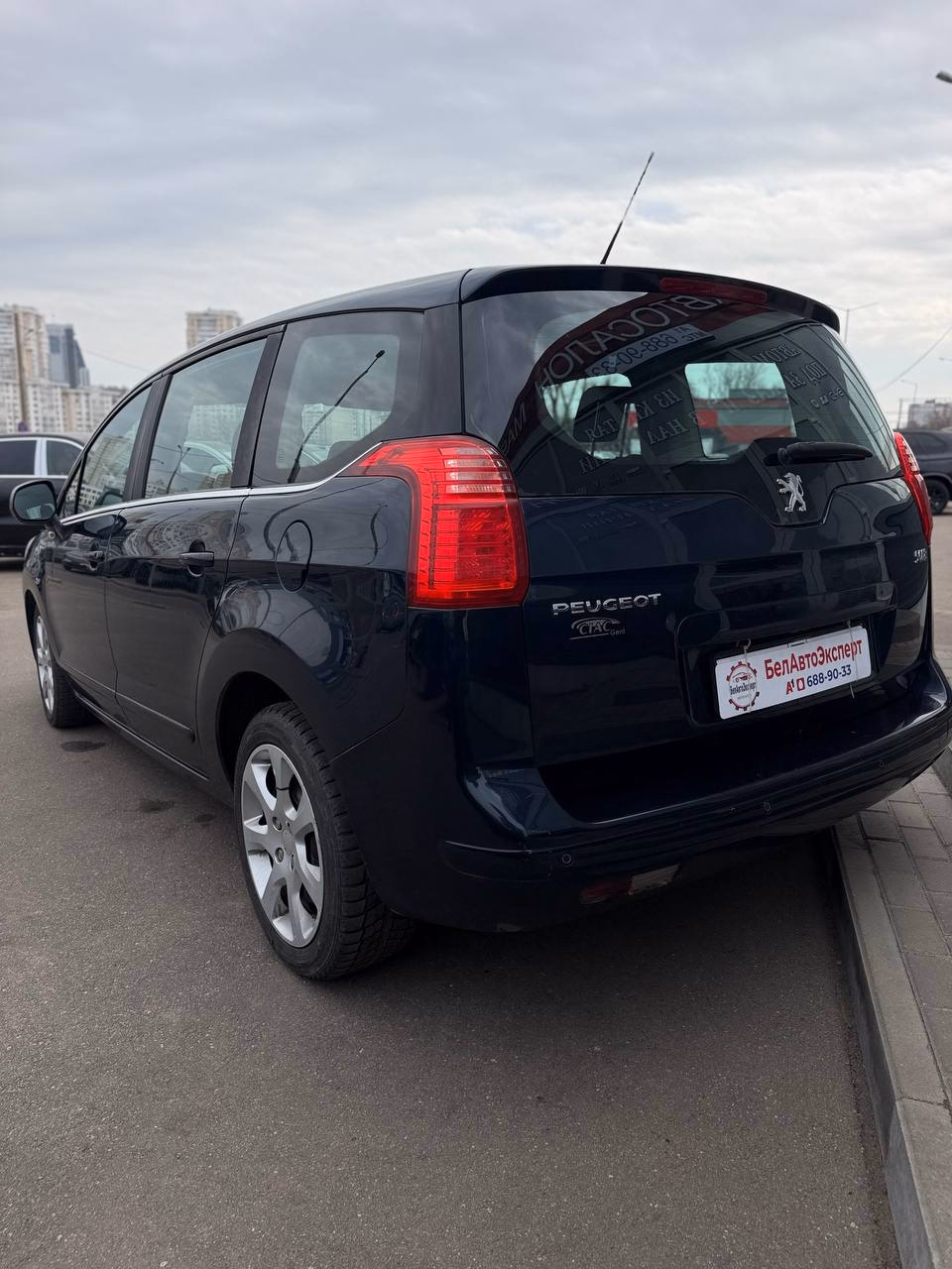 Peugeot 5008 фото 6