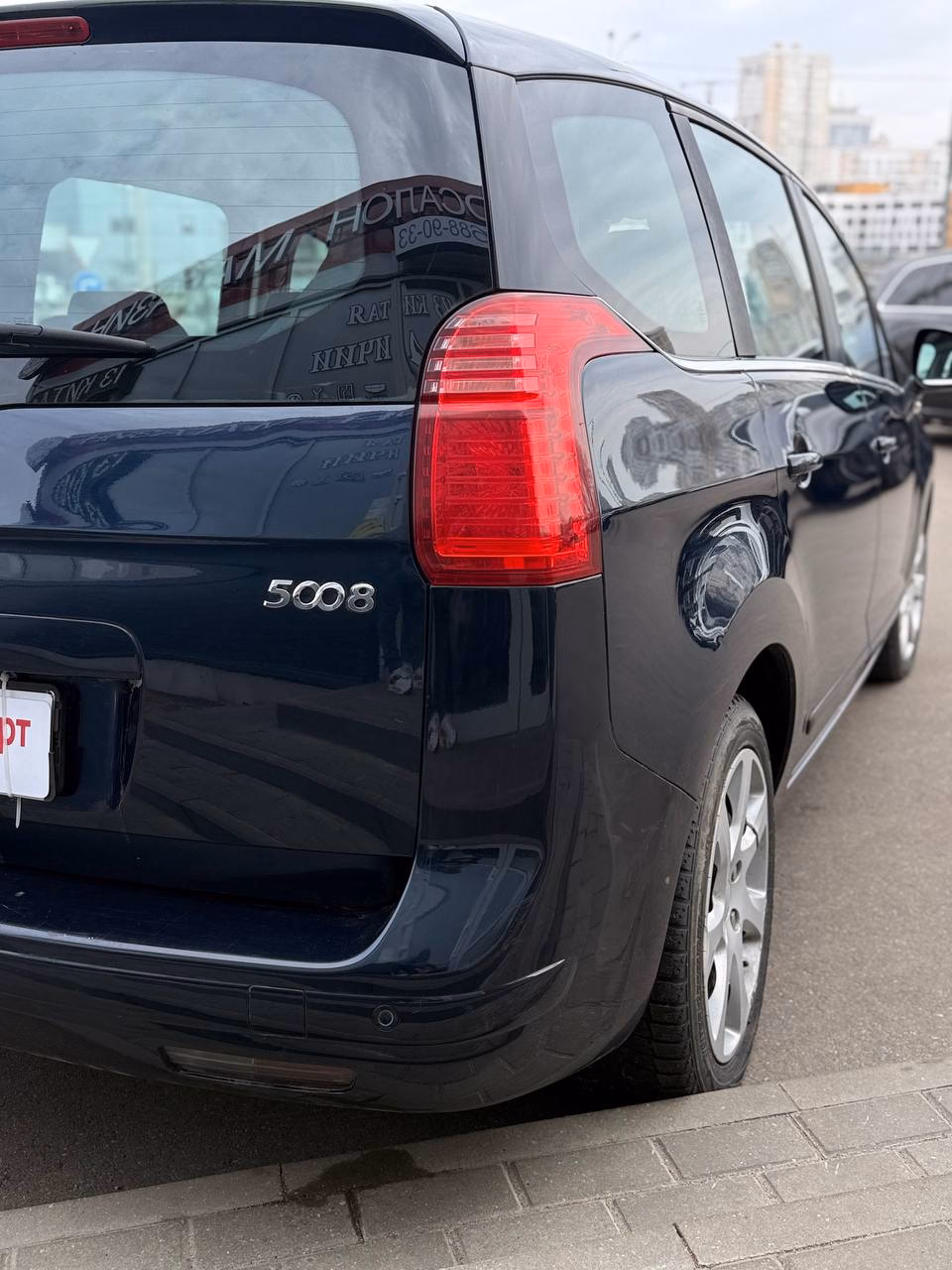 Peugeot 5008 фото 9