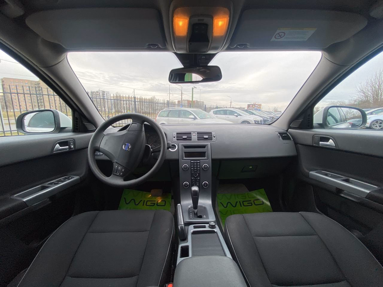 Volvo S40 фото 11