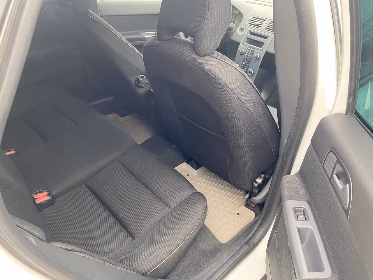Volvo S40 фото 13