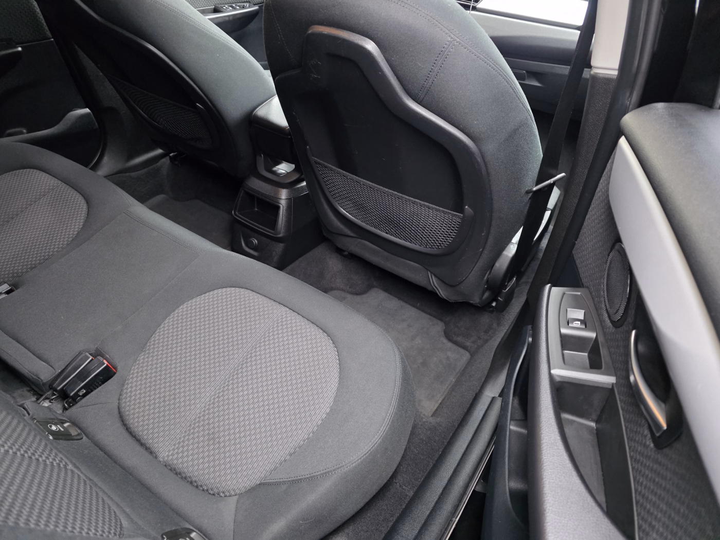 BMW 2 серия Active Tourer фото 11