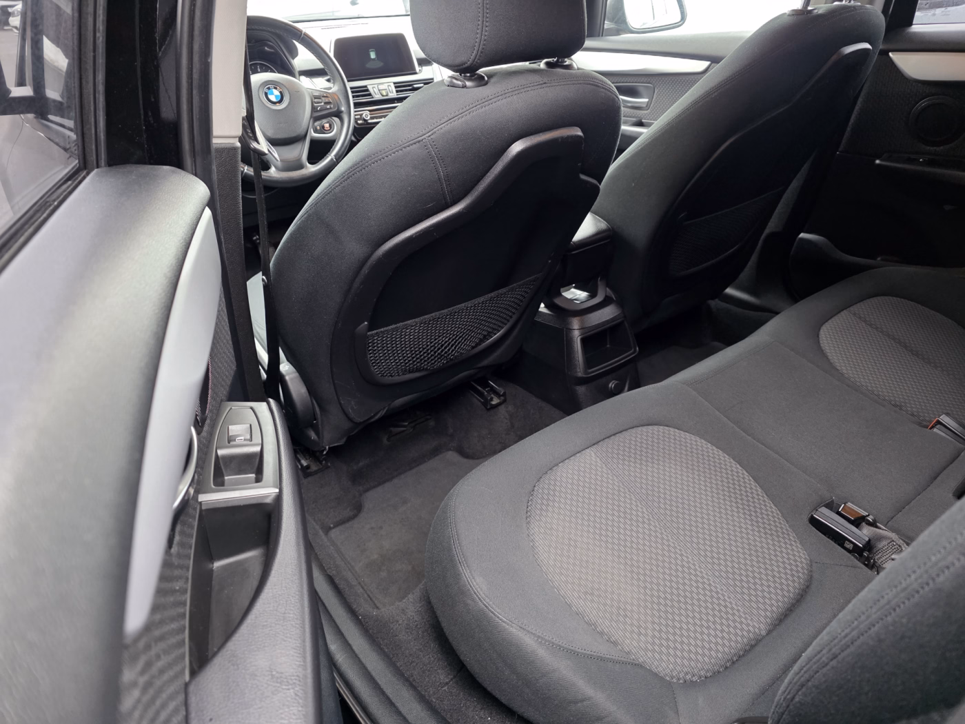 BMW 2 серия Active Tourer фото 14