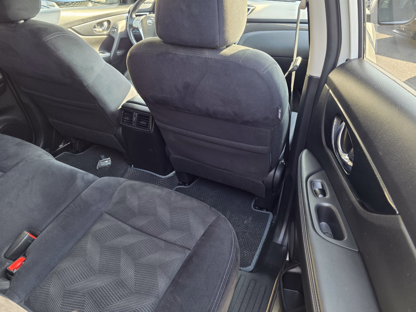 Nissan X-Trail фото 11